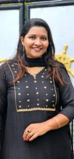 Anagha Black Vichithra Silk Top and Shawl - Image 2