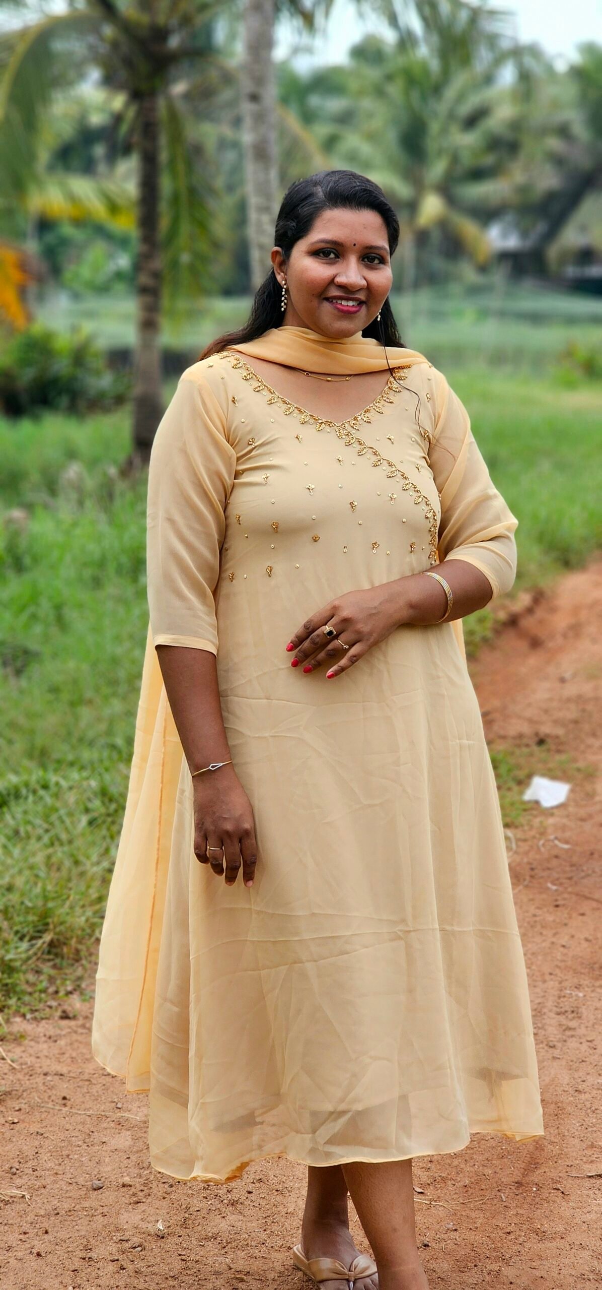 Anagha Colour Georgette Top and Shawl (8) Anagha Cream Georgette Top and Shawl - Image 1