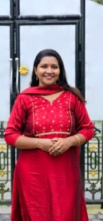 Anagha   Maroon Vichithra Silk Top and Shawl - Image 2