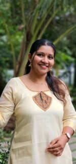 Palakka Design Tissue Onam Kurti - Image 2