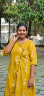 Gudiya Doll Print Yellow Cotton Kurti - Image 2