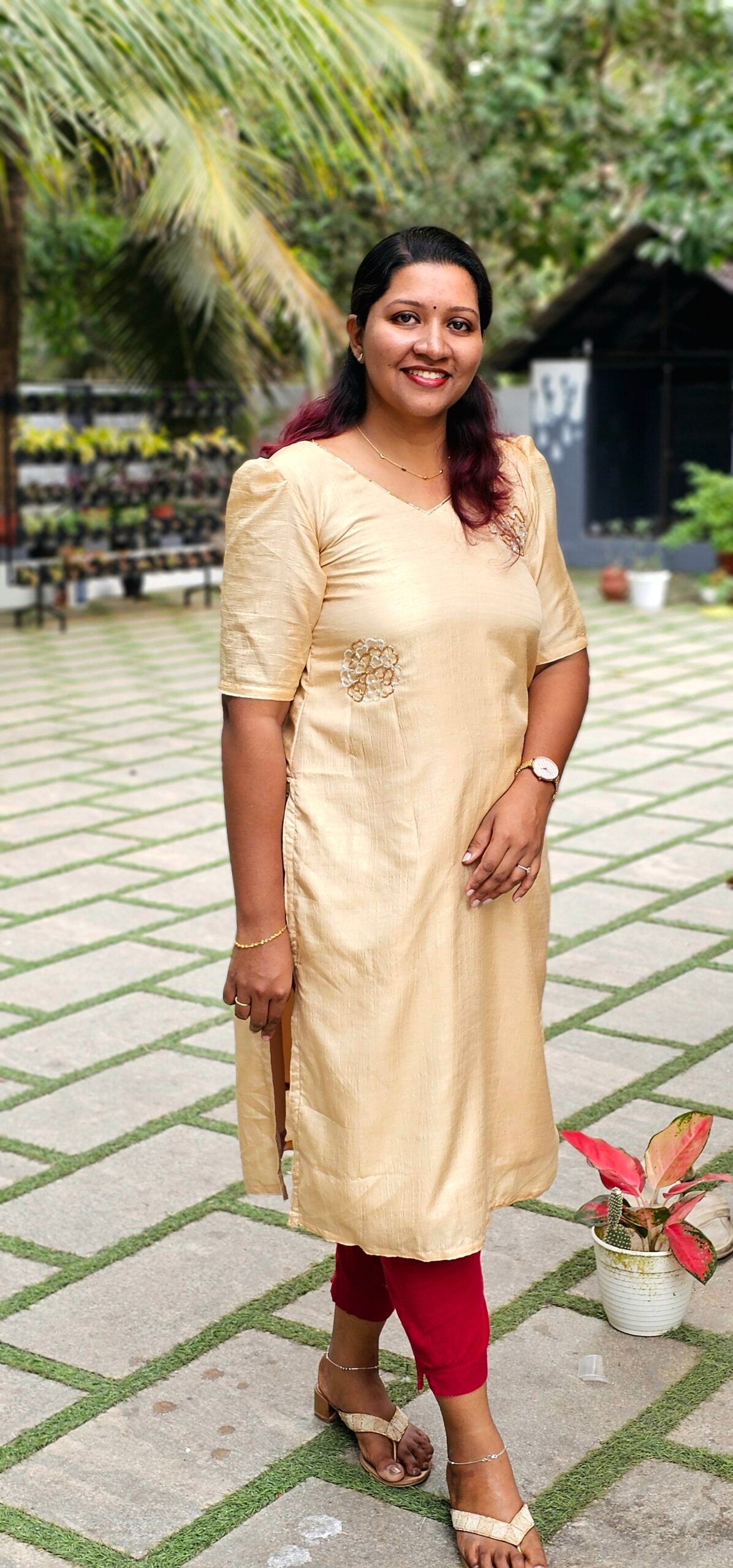 Aura Vichitra Silk ethnic Kurti (5) Aura Cream Vichitra Silk ethnic Kurti - Image 1